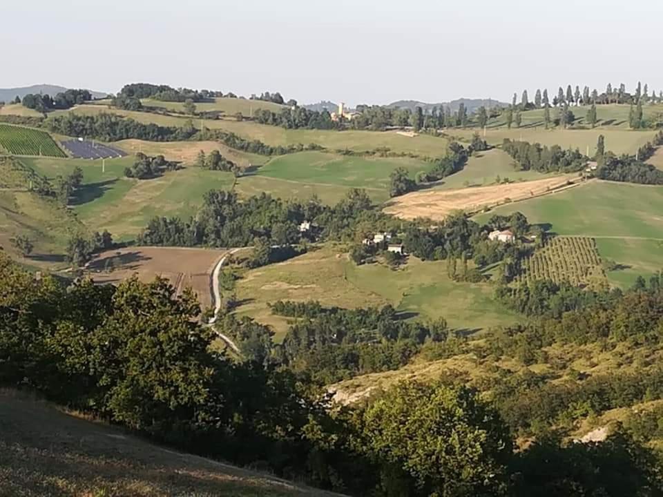 B&B I Girasoli Monte San Pietro Esterno foto